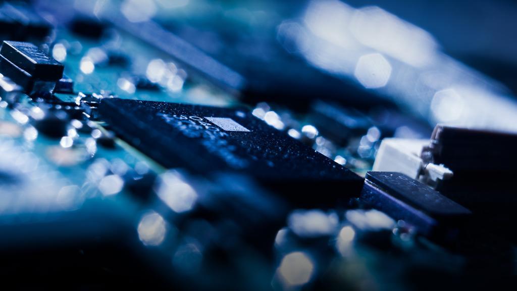 集成電路設(shè)計(jì)中的素材集成策略與優(yōu)化路徑
